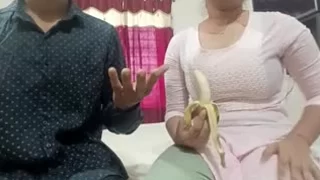 Bihari virgin fucking with banana