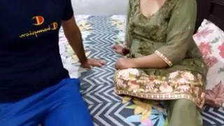 Hindi indian step-sister fucking with step brother