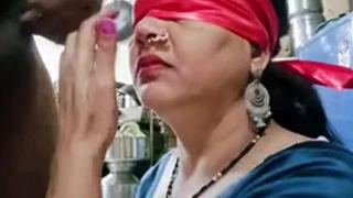 Aunty with a working mouth pounding