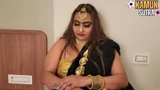 Romantic fucking with client in the bedroom